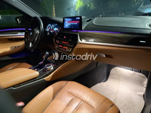 BMW 520 2019 Dark Gray Automatic Used for Sale in Greater Cairo ( Cairo + Giza) - 4