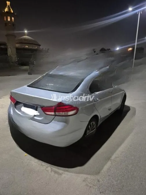 Suzuki Ciaz 2024 Silver Automatic Used for Sale in Cairo - 2