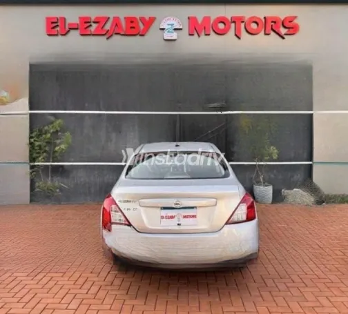 Nissan Sunny 2022 Silver Automatic Used for Sale in Nasr city - 4