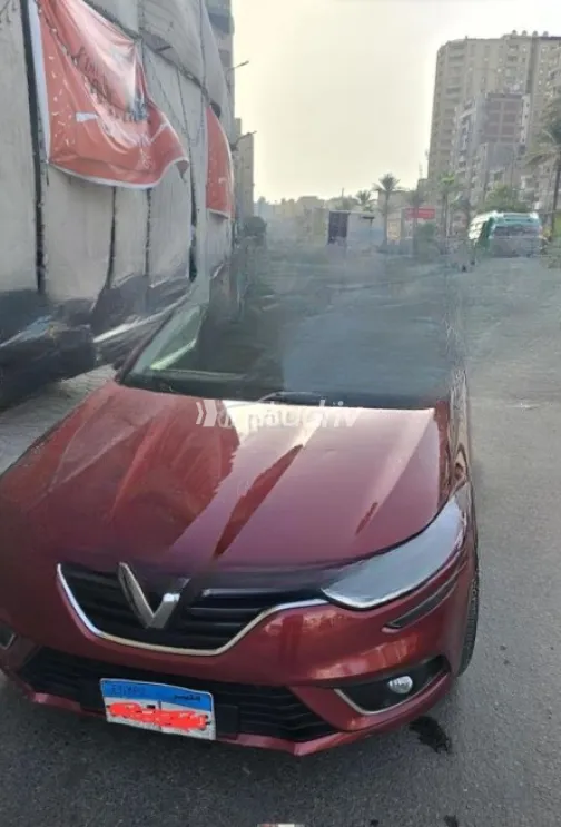 Renault Megane 2021 Red Automatic Used for Sale in Alexandria - 2