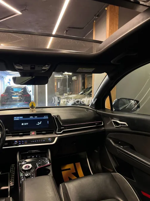 Kia Sportage 2024 Black Automatic New for Sale in Cairo - 3