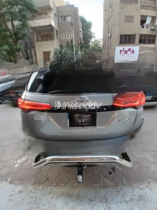 Toyota Fortuner 2024 Silver Automatic Used for Sale in Mohandessin - 2