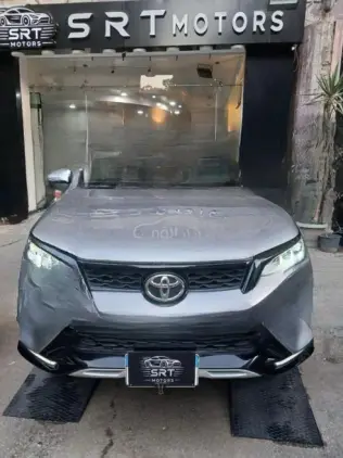 Toyota Fortuner 2024 Silver Automatic Used for Sale in Mohandessin