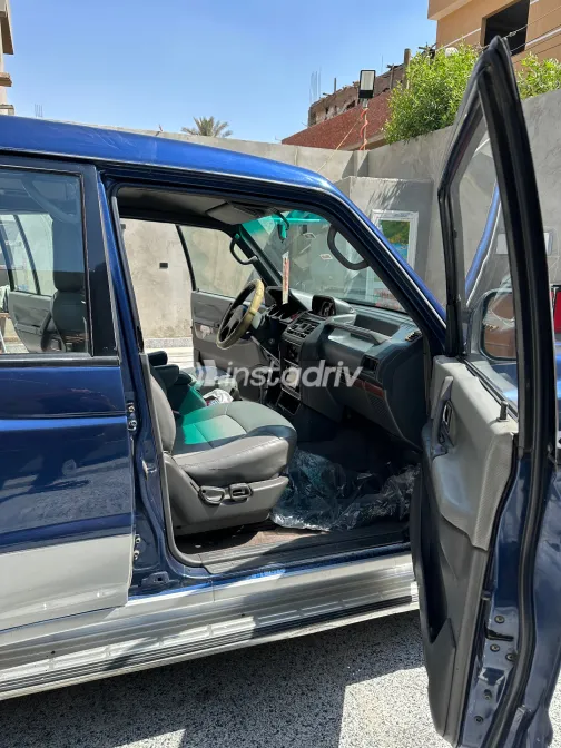 Mitsubishi Pajero 1998 White Automatic Used for Sale in Greater Cairo ( Cairo + Giza) - 3