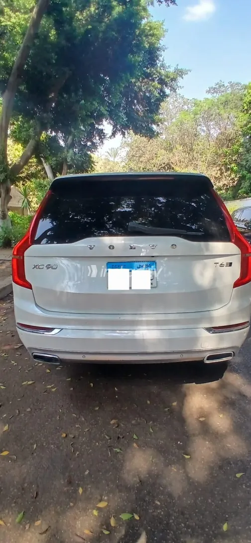فولفو XC90 2017 أبيض أوتوماتيك مستعملة للبيع في القاهرة الكبرى ( القاهرة - الجيزة) - 5