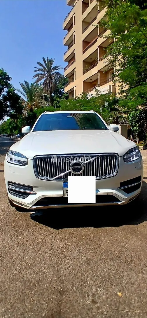 فولفو XC90 2017 أبيض أوتوماتيك مستعملة للبيع في القاهرة الكبرى ( القاهرة - الجيزة) - 8