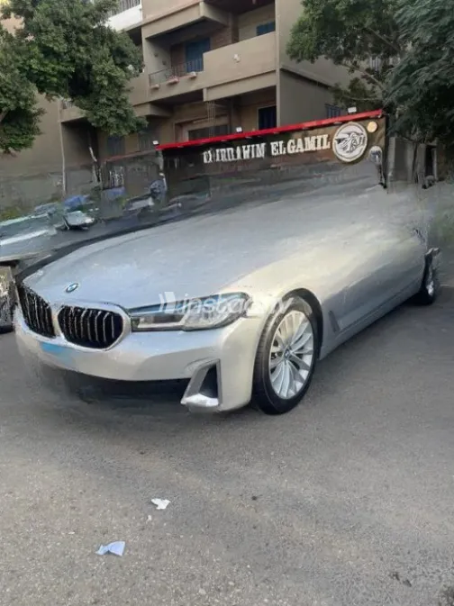 BMW 520 2021 Silver Automatic Used for Sale in Nasr city - 2