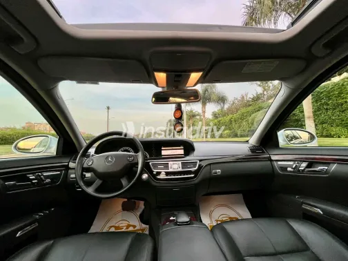Mercedes S 350 2009 Silver Automatic Used for Sale in Greater Cairo ( Cairo + Giza) - 2
