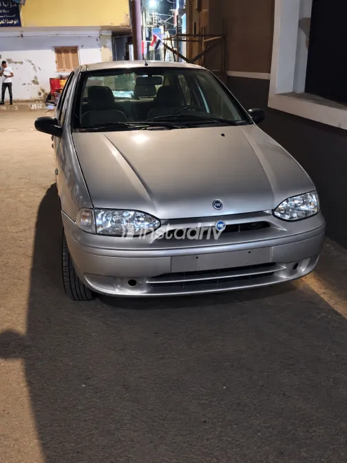 Fiat Siena 2000 Champagne Manual Used for Sale in Greater Cairo ( Cairo + Giza) - 2