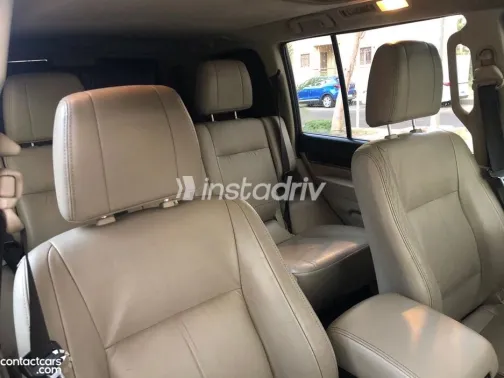 Mitsubishi Pajero 2011 White Automatic Used for Sale in Greater Cairo ( Cairo + Giza) - 9