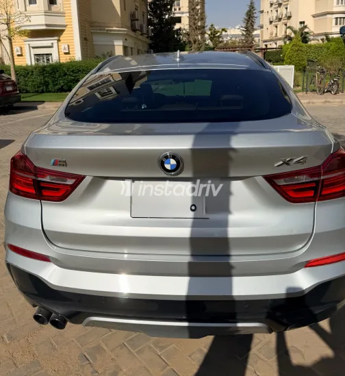 بي ام دبليو X4 2017 فضي أوتوماتيك مستعملة للبيع في القاهرة الكبرى ( القاهرة - الجيزة) - 4