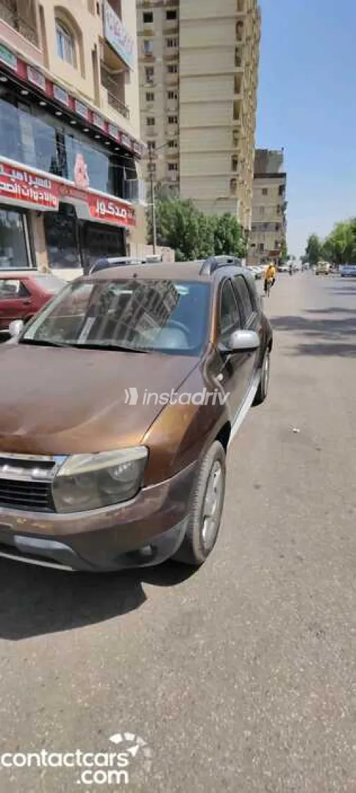 Renault Duster 2013 Brown Manual Used for Sale in Greater Cairo ( Cairo + Giza) - 4