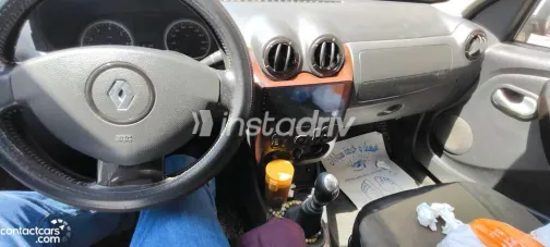 Renault Duster 2013 Brown Manual Used for Sale in Greater Cairo ( Cairo + Giza) - 5