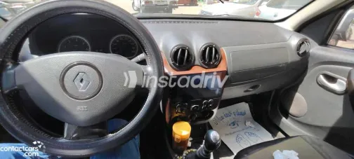 Renault Duster 2013 Brown Manual Used for Sale in Greater Cairo ( Cairo + Giza) - 8