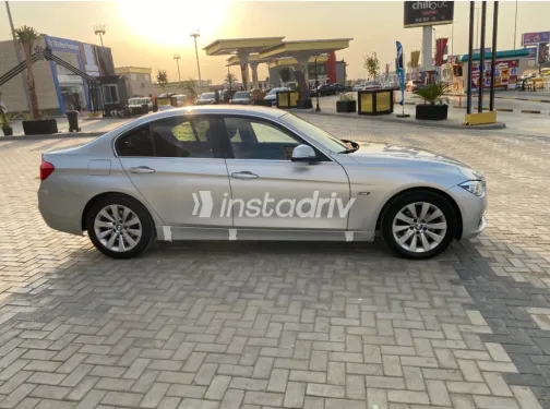 BMW 318 2019 Silver Automatic Used for Sale in Greater Cairo ( Cairo + Giza) - 7