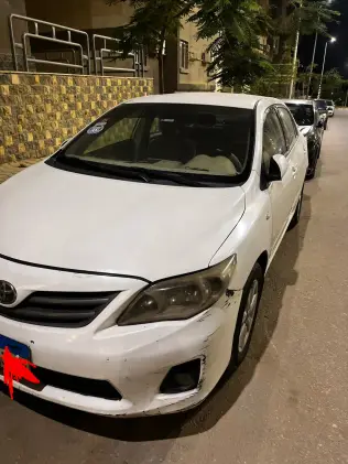 Toyota Corolla 2012 White Automatic Used for Sale in Greater Cairo ( Cairo + Giza)