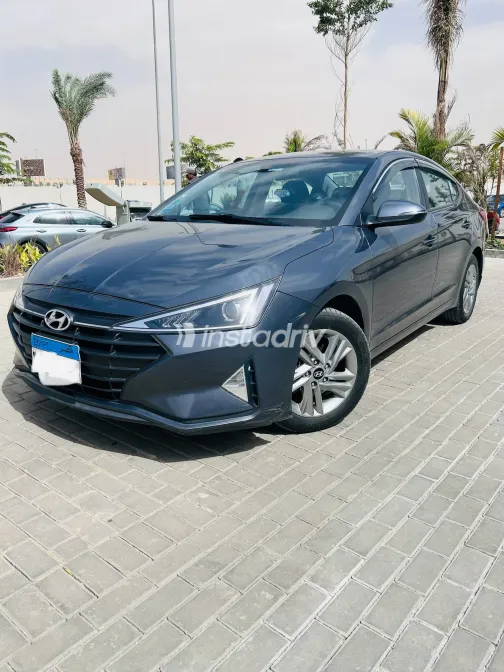 Hyundai Elantra AD 2019 Gray Automatic Used for Sale in Greater Cairo ( Cairo + Giza) - 2