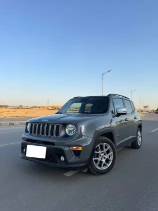Jeep Renegade 2022 Dark Gray Automatic Used for Sale in Greater Cairo ( Cairo + Giza)