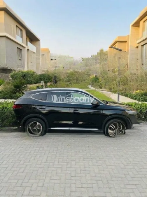 Byd Song Plus 2024 Black Automatic Used for Sale in Nasr city - 3