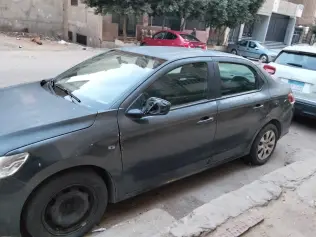 Peugeot 301 2015 Gray Manual Used for Sale in Greater Cairo ( Cairo + Giza)
