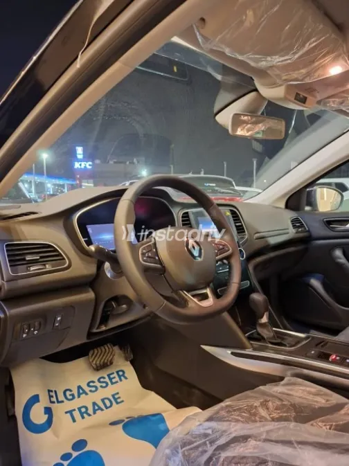 رينو ميجان 2027 أسود أوتوماتيك جديدة للبيع في القاهرة - 6