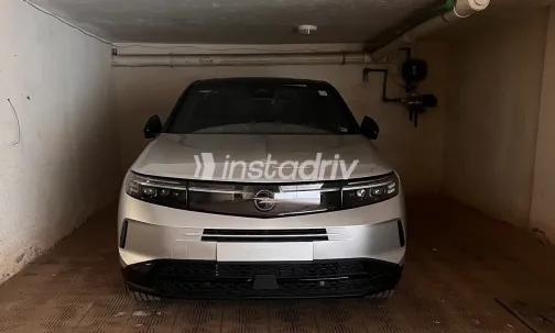 اوبل جراند لاند 2026 فضي أوتوماتيك مستعملة للبيع في القاهرة الكبرى ( القاهرة - الجيزة) - 4