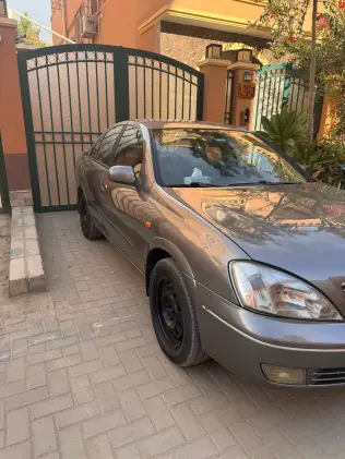 Nissan Sunny 2012 Gray Automatic Used for Sale in Greater Cairo ( Cairo + Giza)