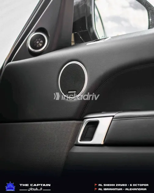 Land Rover Range Rover 2020 Silver Automatic Used for Sale in Greater Cairo ( Cairo + Giza) - 3