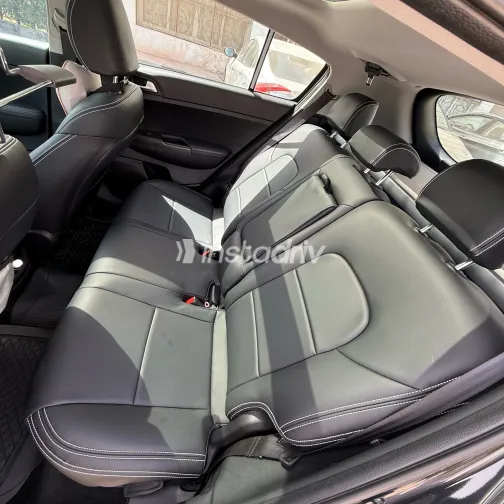 Kia Sportage 2018 Black Automatic Used for Sale in Greater Cairo ( Cairo + Giza) - 5