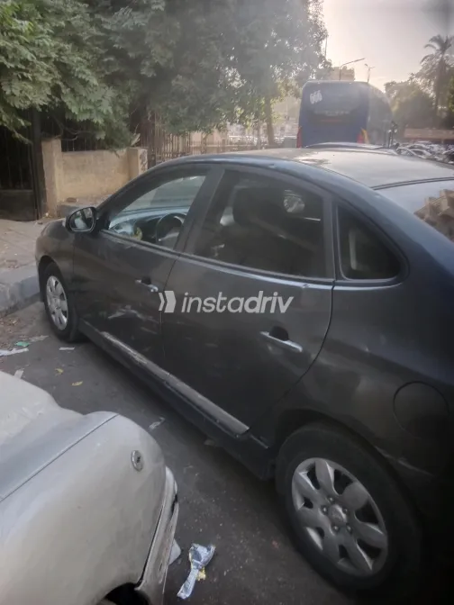 Hyundai Elantra HD 2020 Gray Automatic Used for Sale in Greater Cairo ( Cairo + Giza) - 2