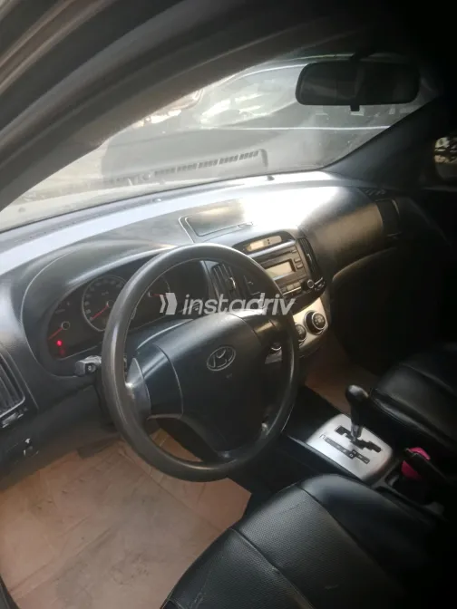 Hyundai Elantra HD 2020 Gray Automatic Used for Sale in Greater Cairo ( Cairo + Giza) - 4