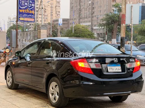 هوندا سيفك 2014 أسود أوتوماتيك مستعملة للبيع في القاهرة الكبرى ( القاهرة - الجيزة) - 7