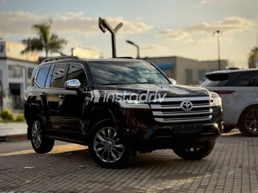 Toyota Land Cruiser 2022 Black Automatic Used for Sale in Giza - 2