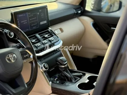 Toyota Land Cruiser 2022 Black Automatic Used for Sale in Giza - 6