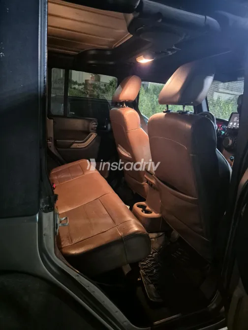 Jeep Wrangler 2012 Gray Automatic Used for Sale in Greater Cairo ( Cairo + Giza) - 3