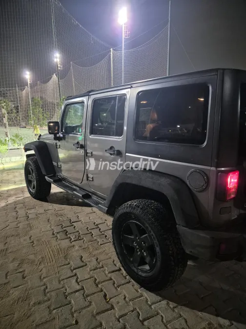 Jeep Wrangler 2012 Gray Automatic Used for Sale in Greater Cairo ( Cairo + Giza) - 6