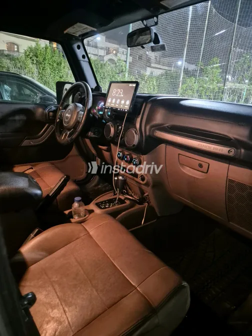 Jeep Wrangler 2012 Gray Automatic Used for Sale in Greater Cairo ( Cairo + Giza) - 7