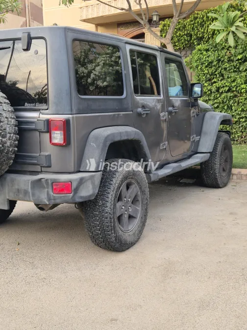 Jeep Wrangler 2012 Gray Automatic Used for Sale in Greater Cairo ( Cairo + Giza) - 8