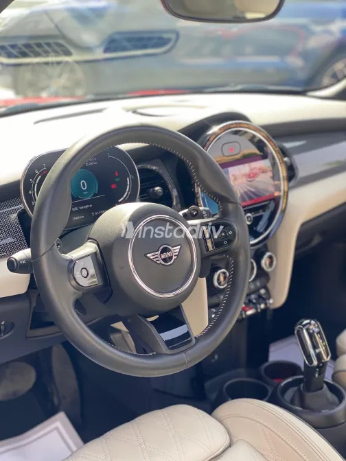 Mini Cooper 2023 Red Automatic Used for Sale in Greater Cairo ( Cairo + Giza) - 3