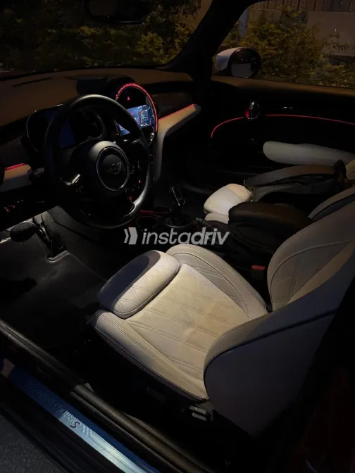 Mini Cooper 2023 Red Automatic Used for Sale in Greater Cairo ( Cairo + Giza) - 4