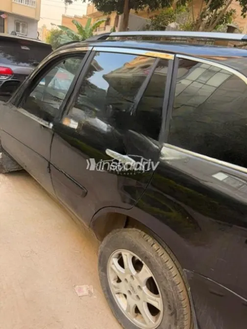 Chery Tiggo 3 2017 Black Automatic Used for Sale in Cairo - 3