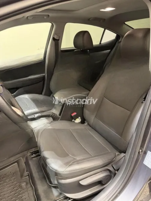 Hyundai Elantra 2026 Gray Automatic Used for Sale in Warraq - 3
