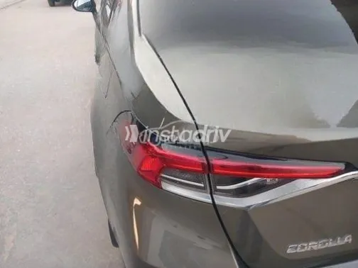 Toyota Corolla 2019 Bronze Automatic Used for Sale in Mansoura - 6