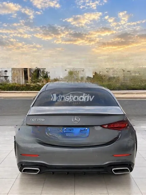 Mercedes C 200 2023 Gray Automatic Used for Sale in Sheikh Zayed City - 2