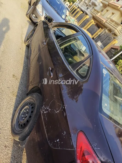 Hyundai Elantra 2008 White Automatic Used for Sale in Greater Cairo ( Cairo + Giza) - 3