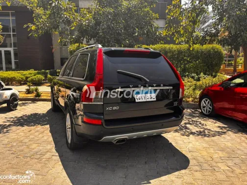 فولفو XC90 2010 أزرق أوتوماتيك مستعملة للبيع في القاهرة الكبرى ( القاهرة - الجيزة) - 3