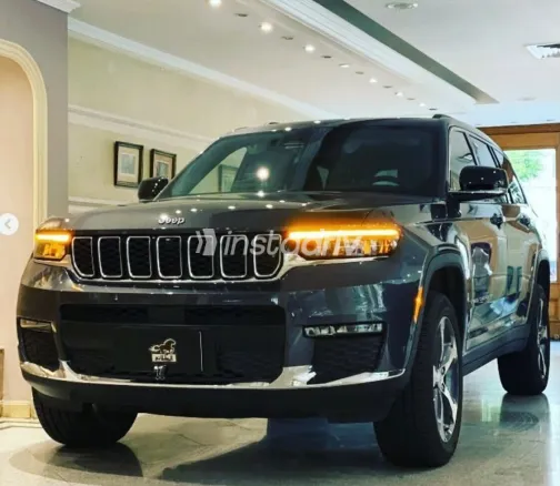 Jeep Grand Cherokee 2024 Black Automatic Used for Sale in Greater Cairo ( Cairo + Giza) - 5
