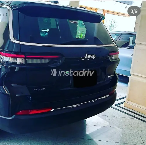 Jeep Grand Cherokee 2024 Black Automatic Used for Sale in Greater Cairo ( Cairo + Giza) - 6
