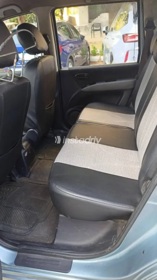 Hyundai Matrix 2011 Dark Blue Automatic Used for Sale in Heliopolis - 6