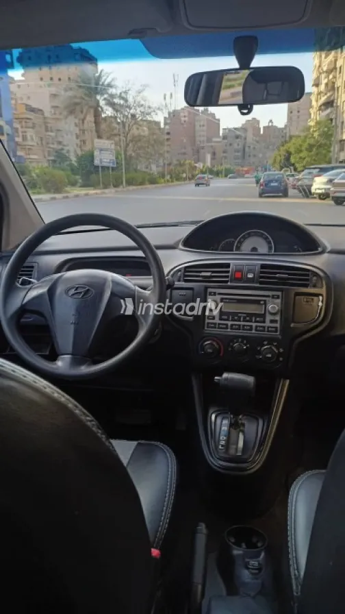 Hyundai Matrix 2011 Dark Blue Automatic Used for Sale in Heliopolis - 7
